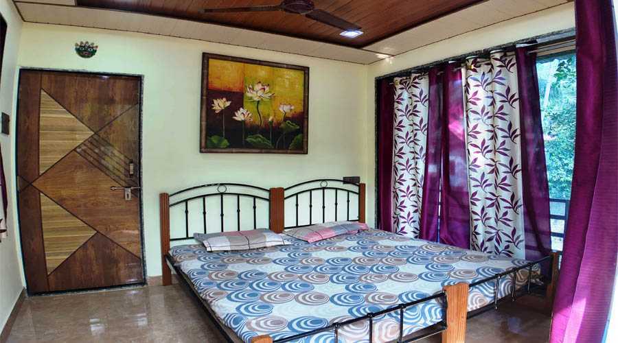 IBN White House Villa Revdanda