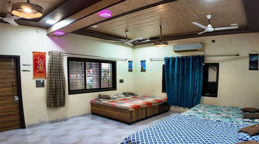 IBN White House Villa Revdanda