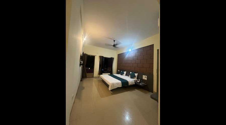 Ocean Breeze Resort dapoli